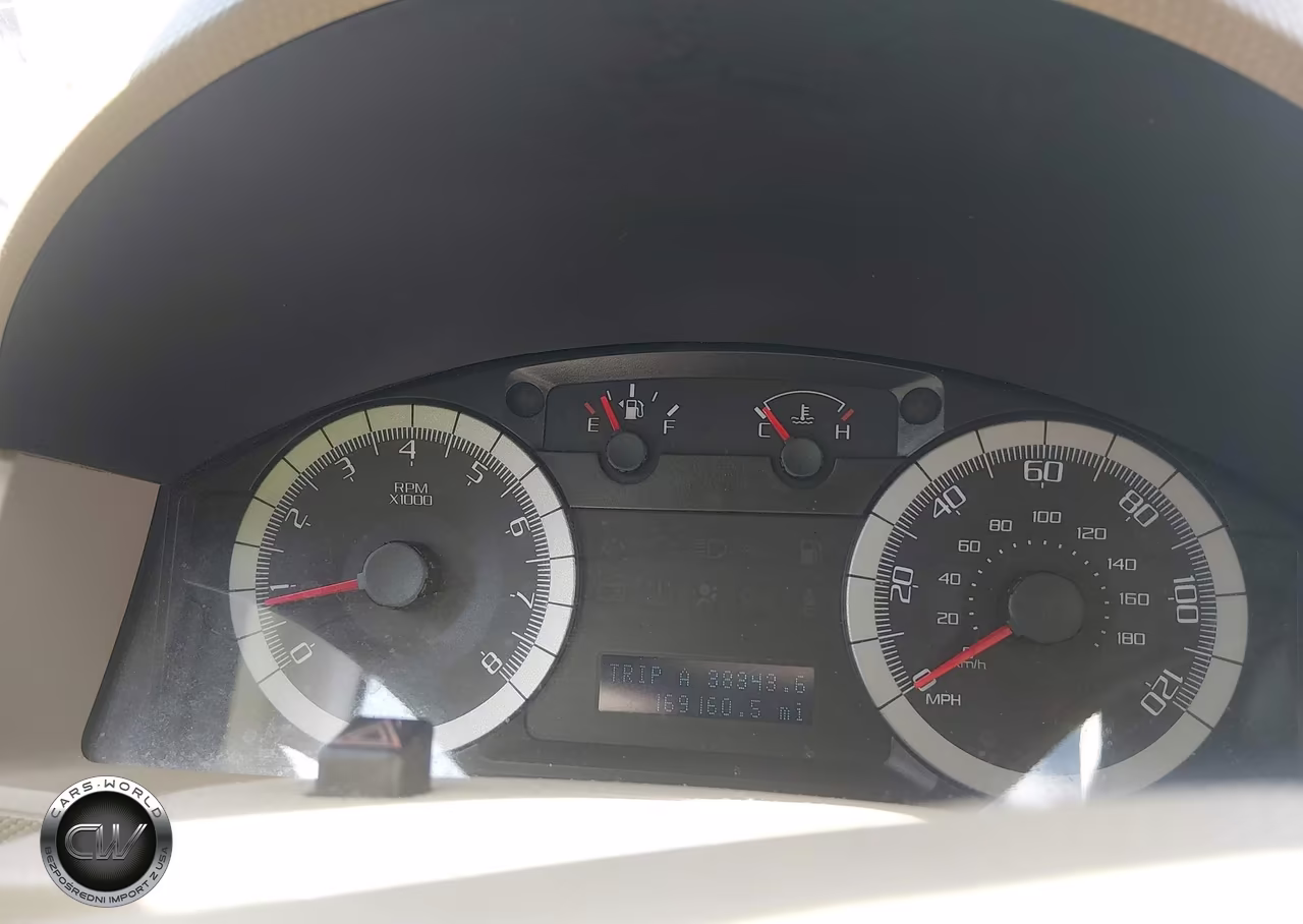2008 Ford Escape Xlt VIN:1FMCU03148KC82211 - 7