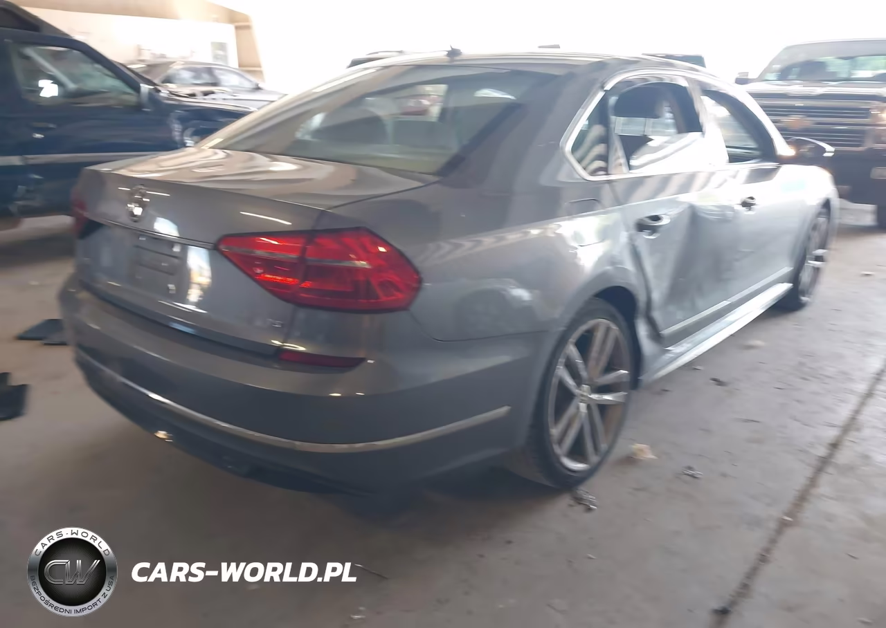 2016 Volkswagen Passat 1.8T R-Line VIN:1VWAS7A38GC058556 - 4
