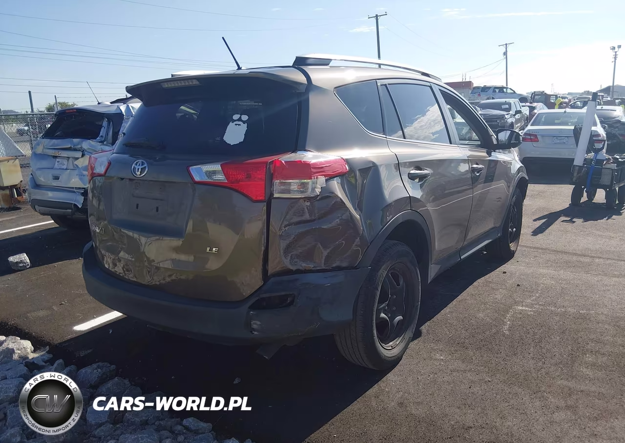2015 Toyota Rav4 Le VIN:2T3ZFREV7FW174425 - 4