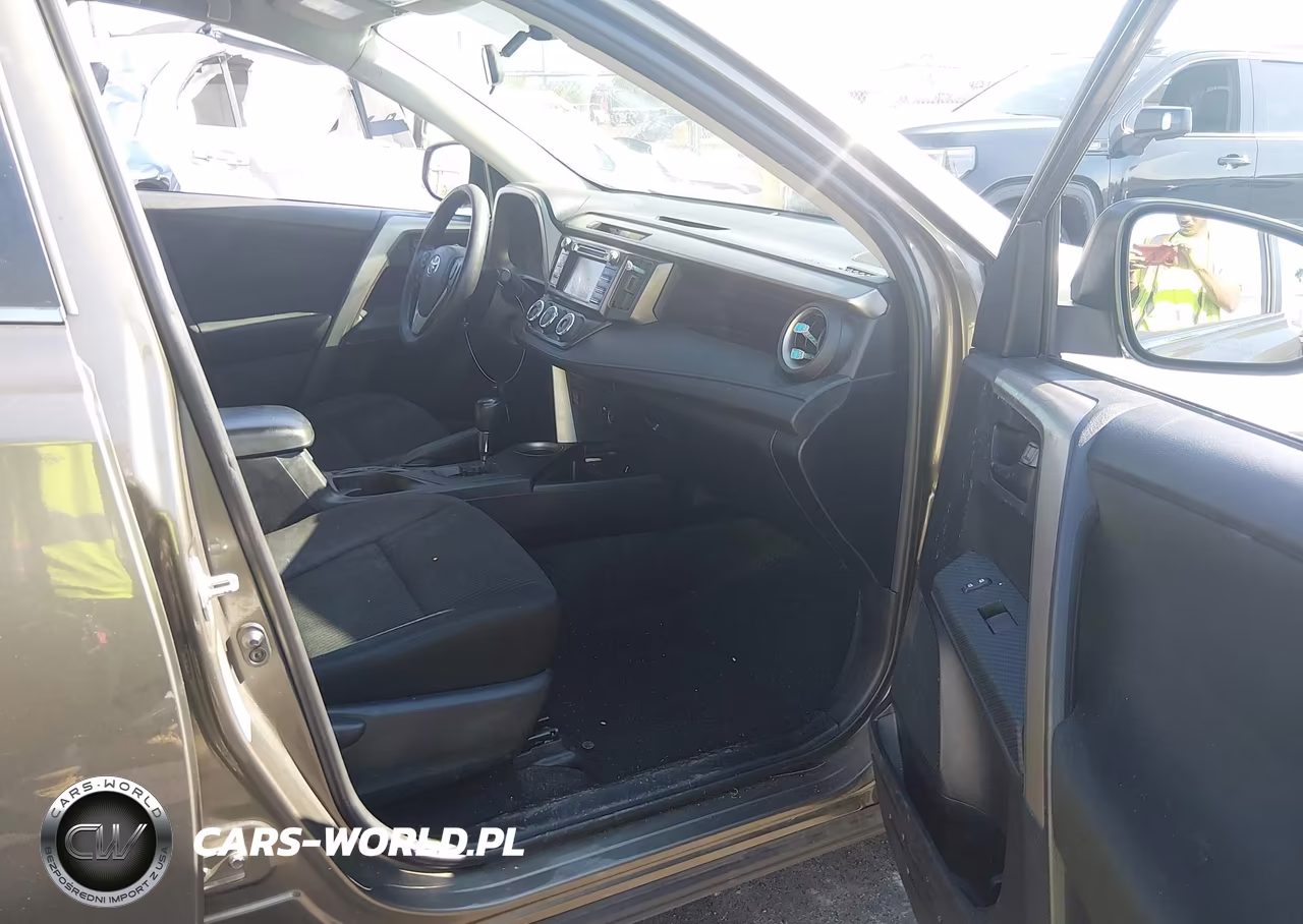 2015 Toyota Rav4 Le VIN:2T3ZFREV7FW174425 - 5