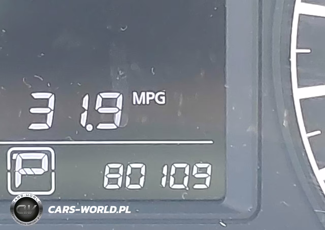 2017 Nissan Sentra S VIN:3N1AB7AP8HY323073 - 16