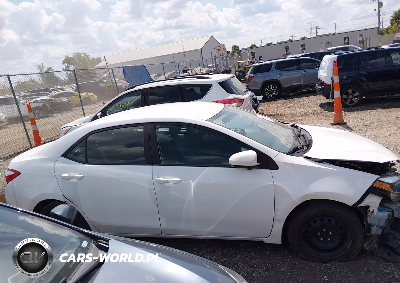 2016 Toyota Corolla Le VIN:2T1BURHE7GC618398 - 14