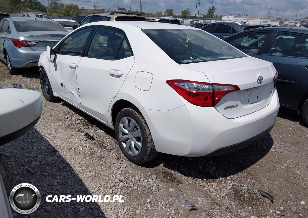2016 Toyota Corolla Le VIN:2T1BURHE7GC618398 - 3