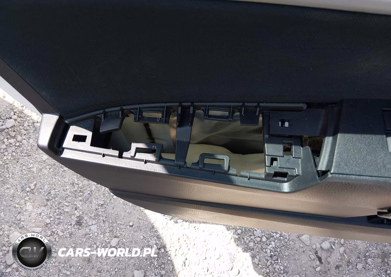 2016 Toyota Corolla Le VIN:2T1BURHE7GC618398 - 6