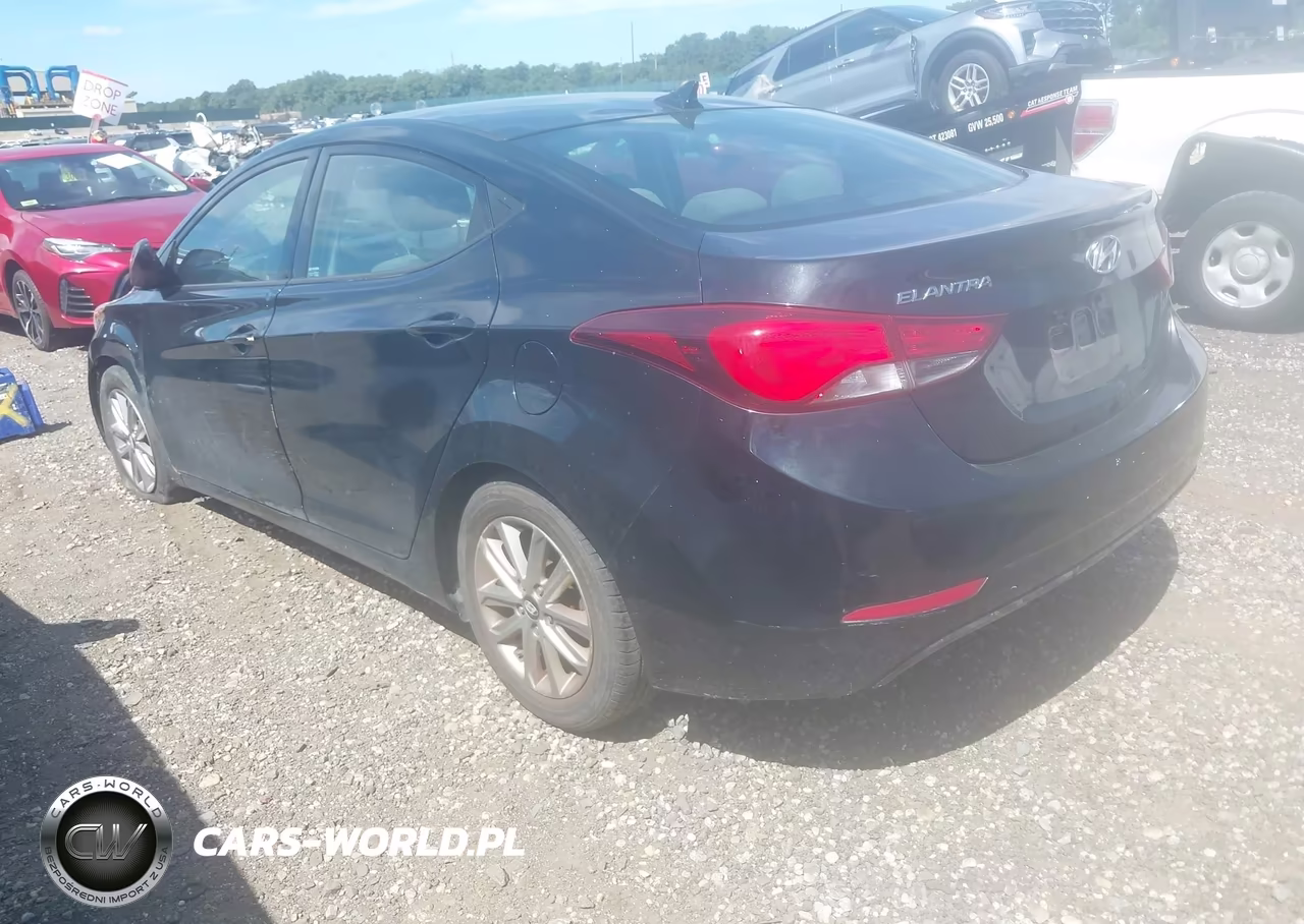 2015 Hyundai Elantra Se VIN:5NPDH4AE2FH558360 - 3
