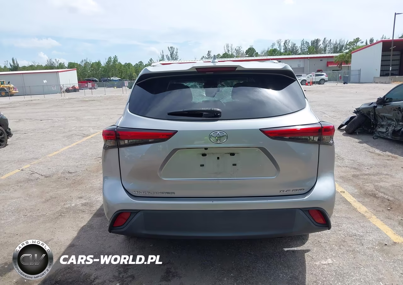 2022 Toyota Highlander Xle VIN:5TDGZRBH6NS199278 - 16
