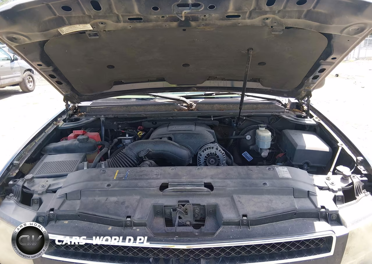 2007 Chevrolet Suburban 1500 Ls VIN:1GNFK16347J183782 - 10
