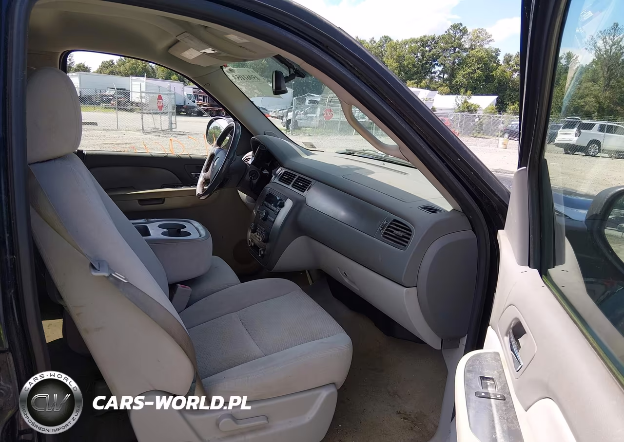 2007 Chevrolet Suburban 1500 Ls VIN:1GNFK16347J183782 - 5