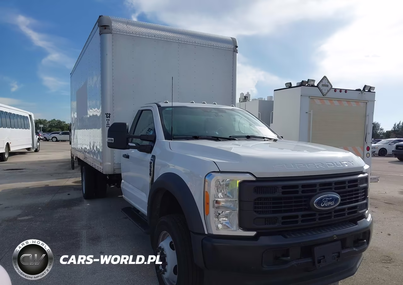 2023 Ford F-550 Chassis Xl – zdjęcie 1 z 15