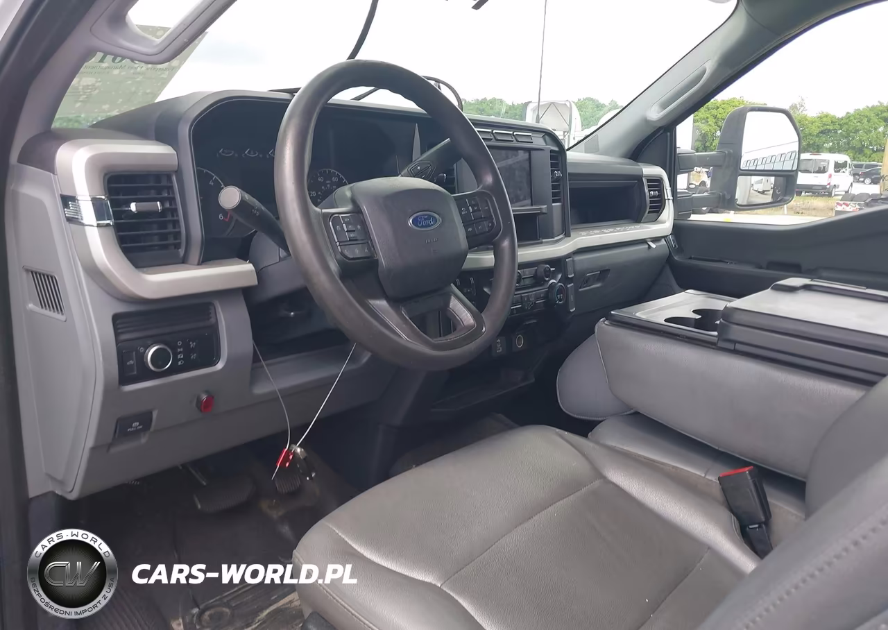 2023 Ford F-550 Chassis Xl VIN:1FDUF5GN5PDA20502 - 6