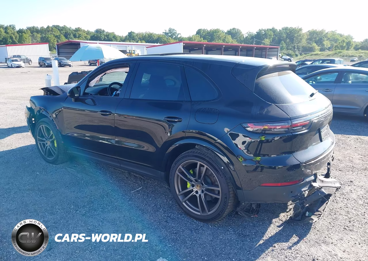 2022 Porsche Cayenne E-Hybrid Platinum Edition VIN:WP1AE2AY4NDA26038 - 3