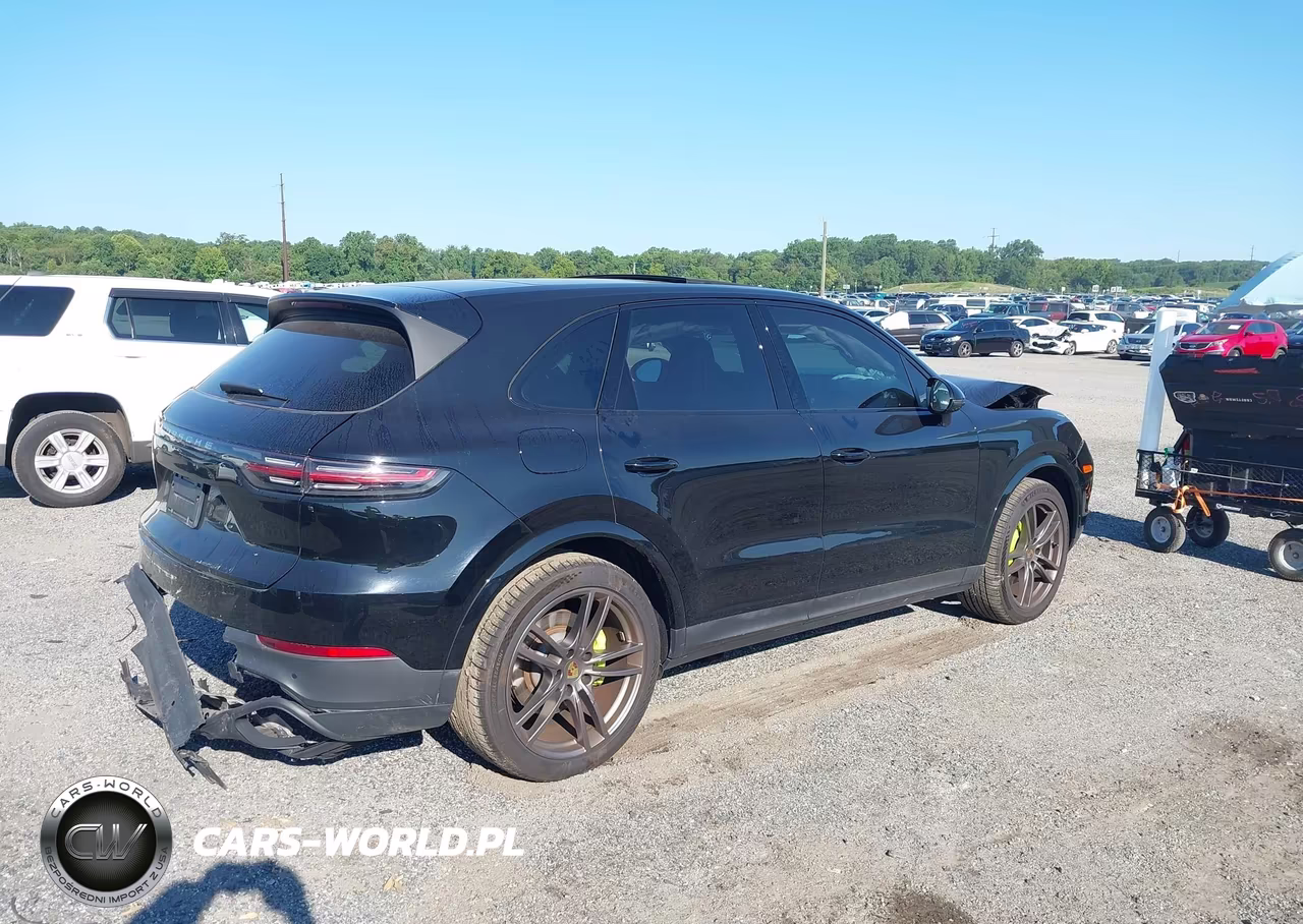 2022 Porsche Cayenne E-Hybrid Platinum Edition VIN:WP1AE2AY4NDA26038 - 4