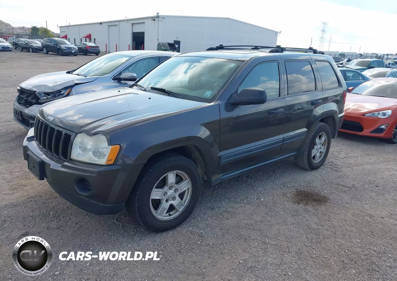 2005 Jeep Grand Cherokee Laredo VIN:1J4GR48K75C607028 - 2