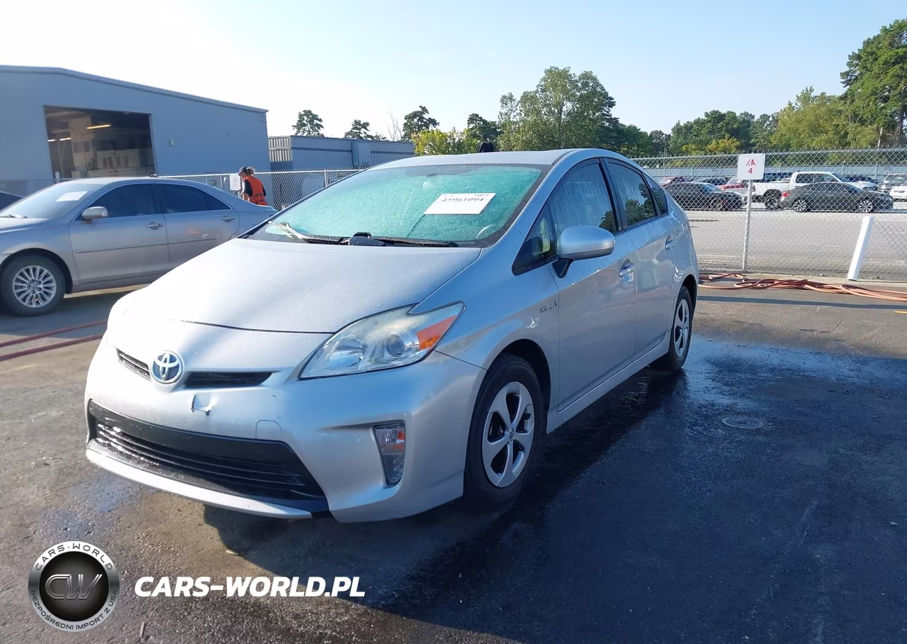 2013 Toyota Prius Three VIN:JTDKN3DUXD5551036 - 2
