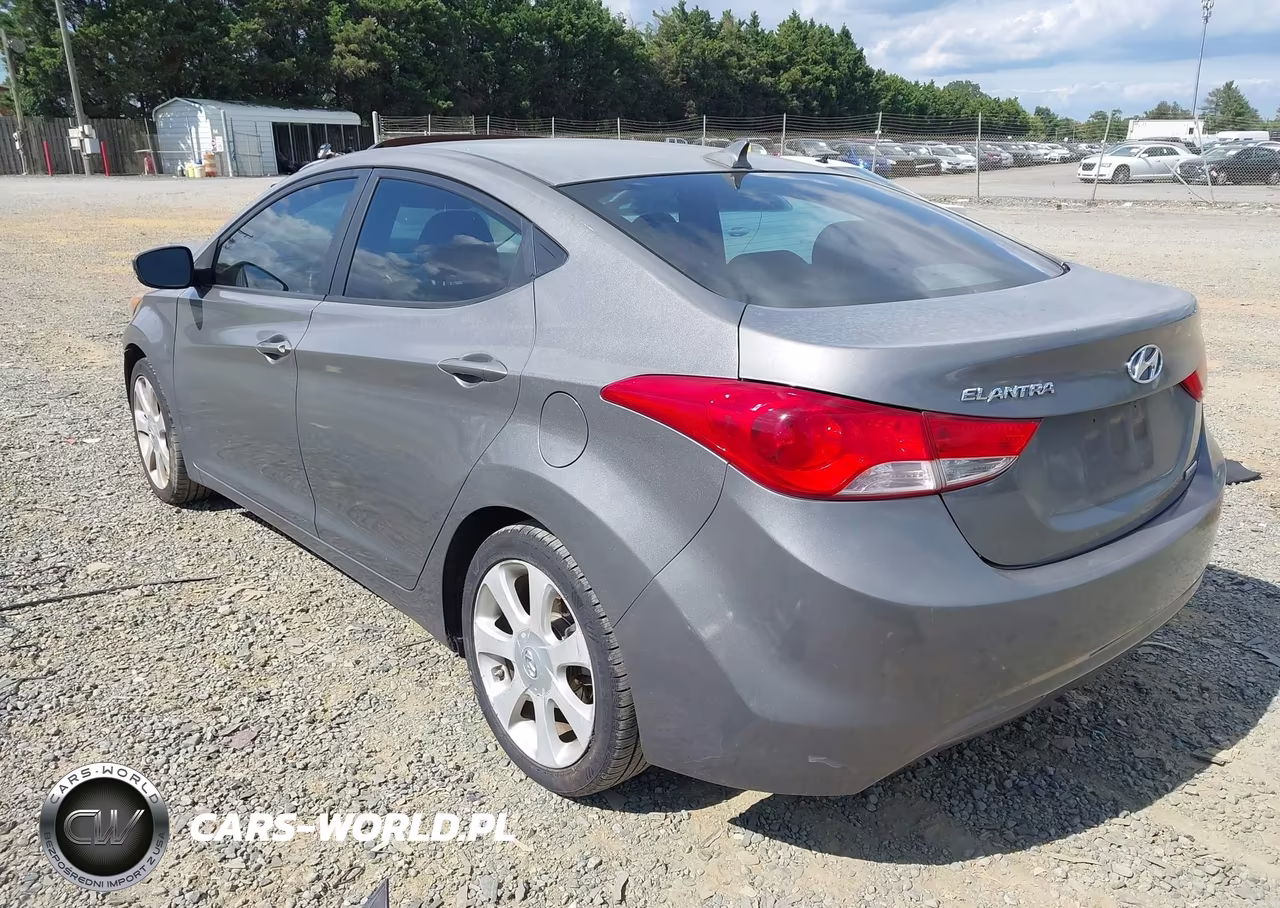 2013 Hyundai Elantra Limited VIN:KMHDH4AEXDU562445 - 3