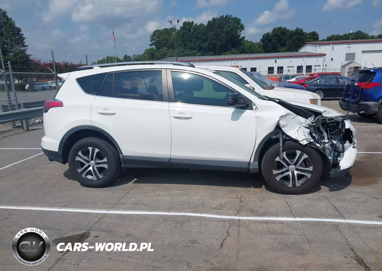 2017 Toyota Rav4 Le VIN:JTMZFREV5HJ139268 - 13
