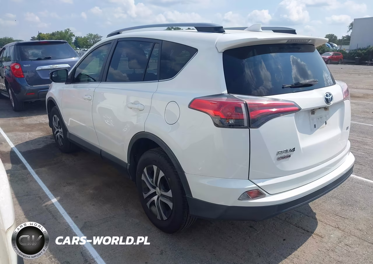 2017 Toyota Rav4 Le VIN:JTMZFREV5HJ139268 - 3
