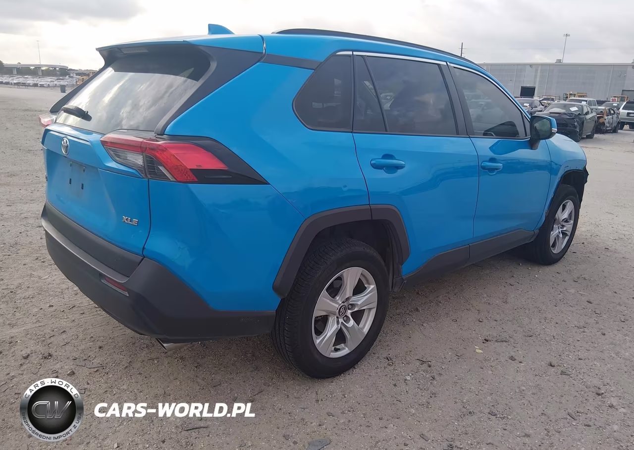 2021 Toyota Rav4 Xle VIN:2T3W1RFV0MW120638 - 4