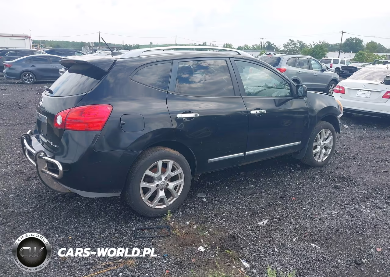 2011 Nissan Rogue Sv VIN:JN8AS5MV0BW689933 - 4