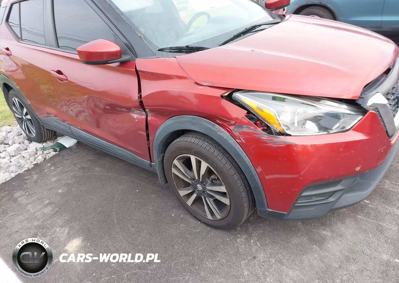 2018 Nissan Kicks Sv VIN:3N1CP5CU7JL510096 - 6