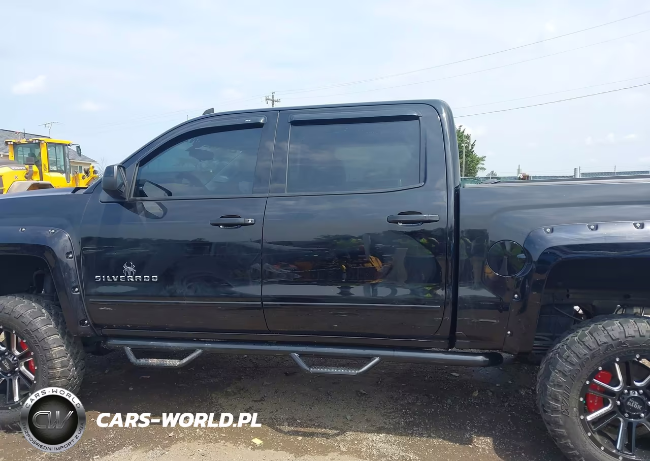 2018 Chevrolet Silverado 1500 2Lt VIN:3GCUKRECXJG300192 - 15