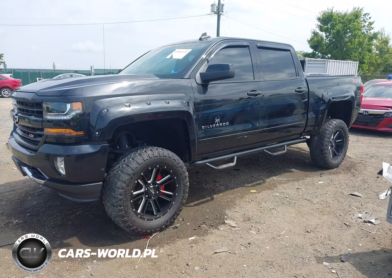 2018 Chevrolet Silverado 1500 2Lt VIN:3GCUKRECXJG300192 - 2