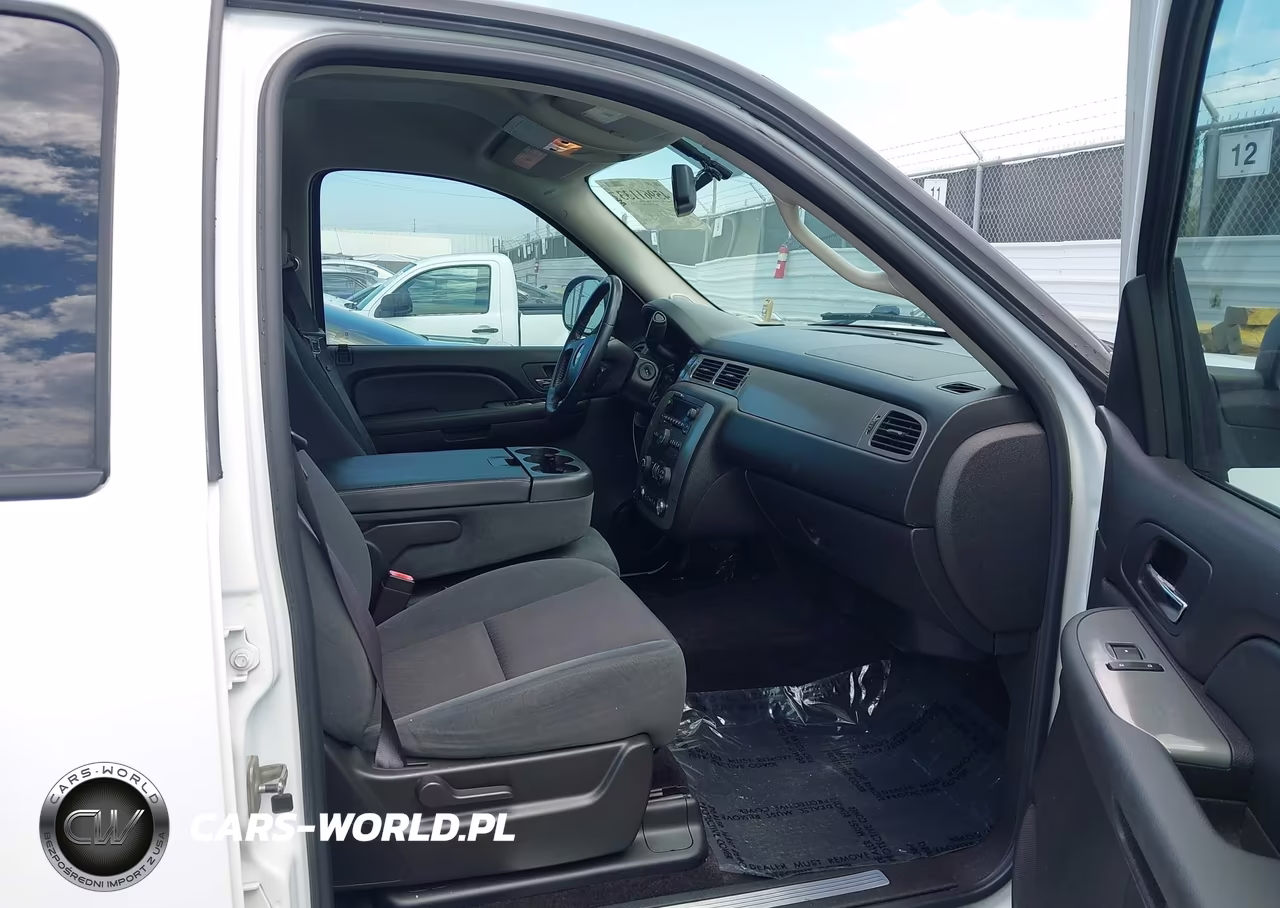 2009 Chevrolet Suburban 1500 Ls VIN:1GNFC16049R150479 - 5