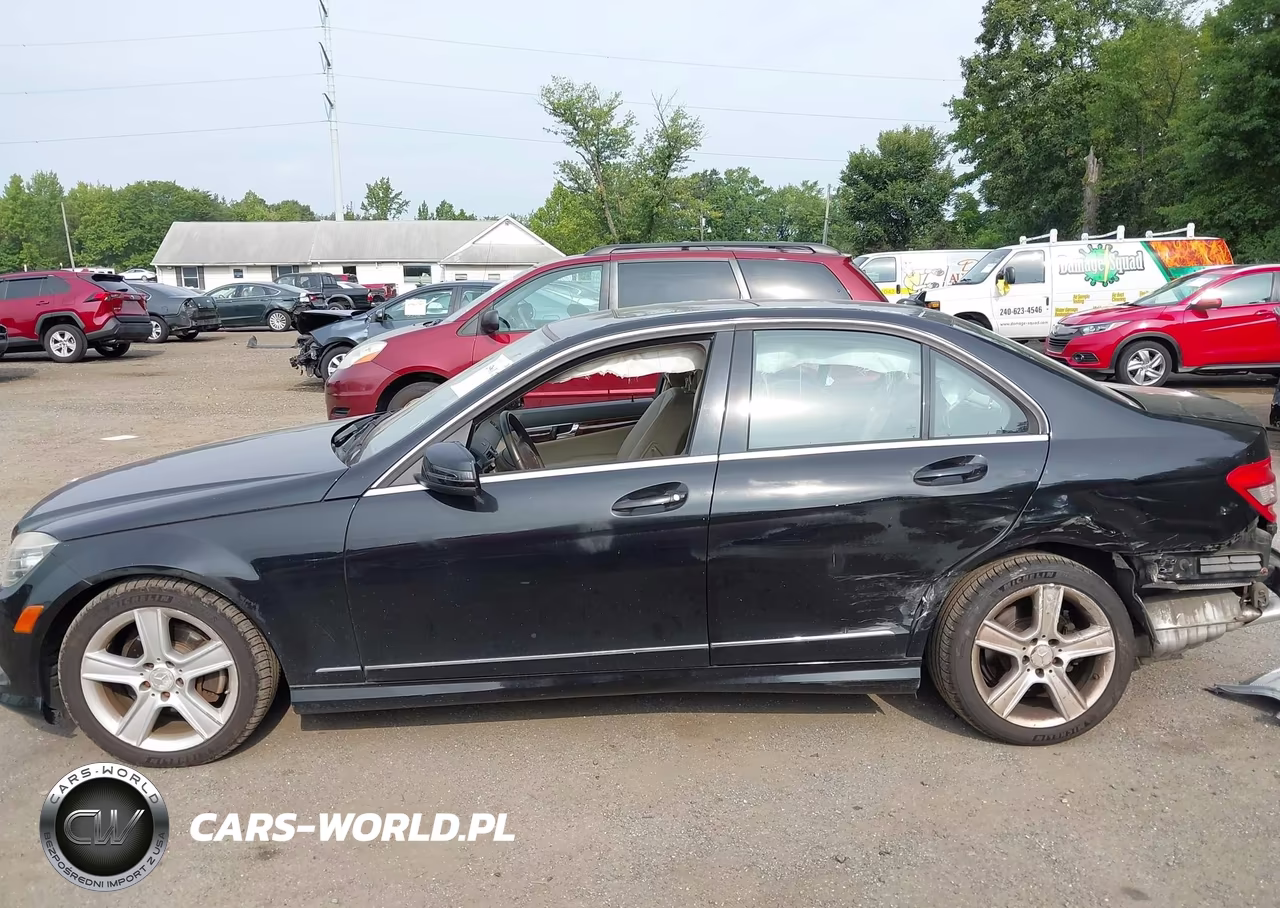 2011 Mercedes-Benz C 300 Luxury 4Matic-Sport 4Matic VIN:WDDGF8BB7BR146037 - 15