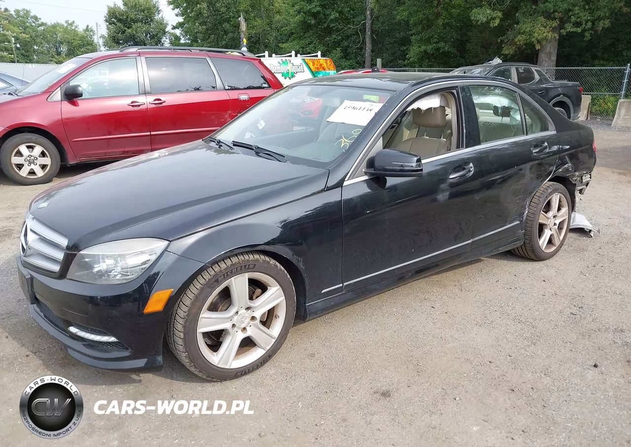 2011 Mercedes-Benz C 300 Luxury 4Matic-Sport 4Matic VIN:WDDGF8BB7BR146037 - 2