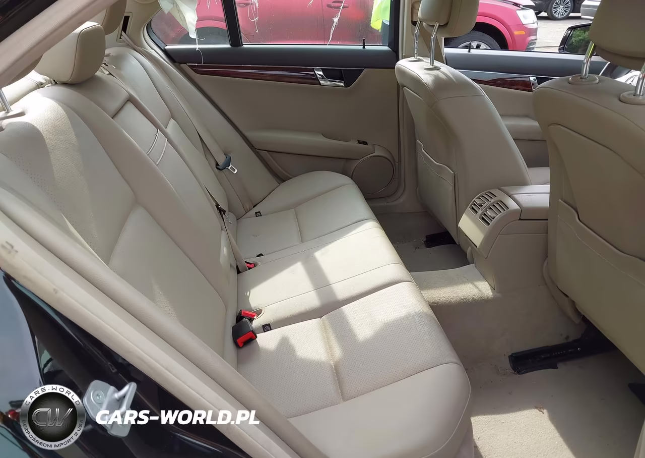 2011 Mercedes-Benz C 300 Luxury 4Matic-Sport 4Matic VIN:WDDGF8BB7BR146037 - 8