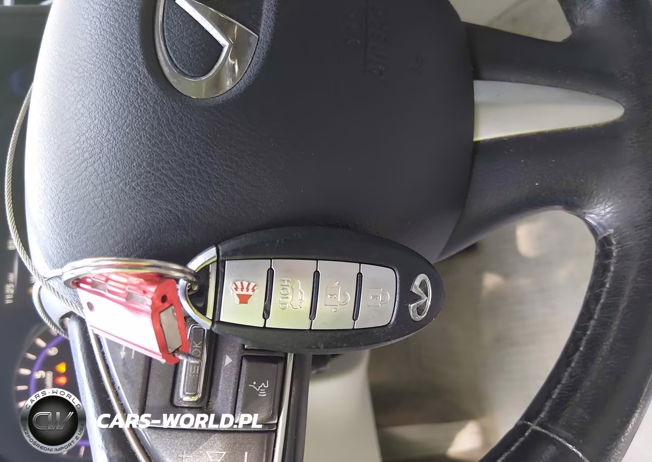 2015 Infiniti Q50 Hybrid Premium VIN:JN1AV7AR3FM850138 - 11