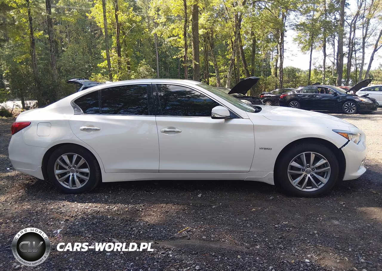 2015 Infiniti Q50 Hybrid Premium VIN:JN1AV7AR3FM850138 - 13