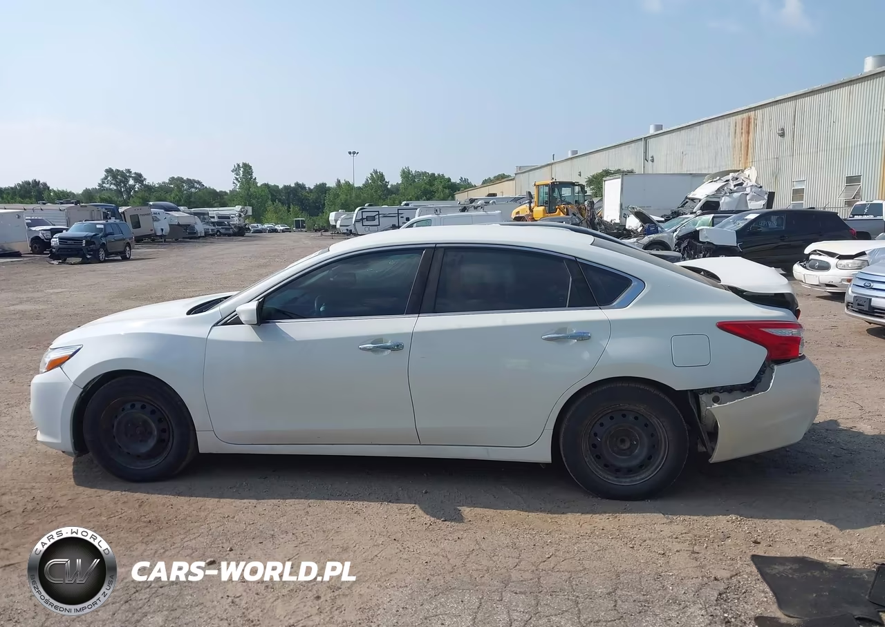 2016 Nissan Altima 2.5 VIN:1N4AL3AP1GN361944 - 15