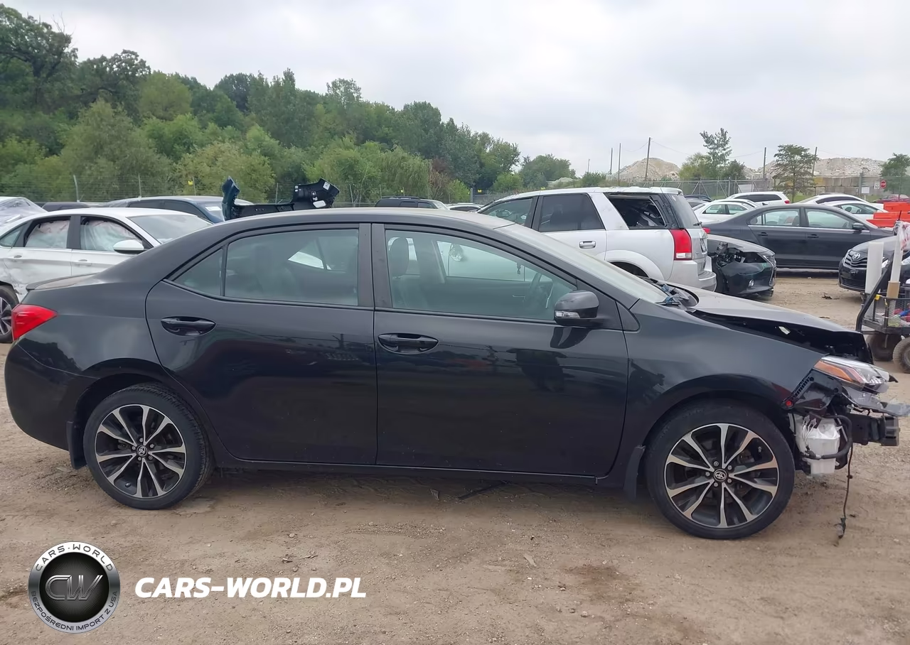 2019 Toyota Corolla Se VIN:2T1BURHE0KC136087 - 13