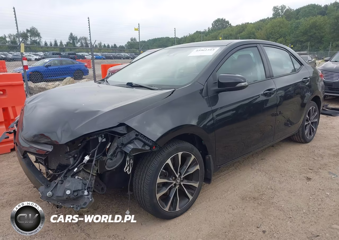 2019 Toyota Corolla Se VIN:2T1BURHE0KC136087 - 2