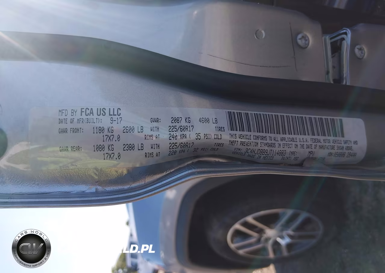2018 Jeep Compass Latitude 4X4 VIN:3C4NJDBB9JT114883 - 9
