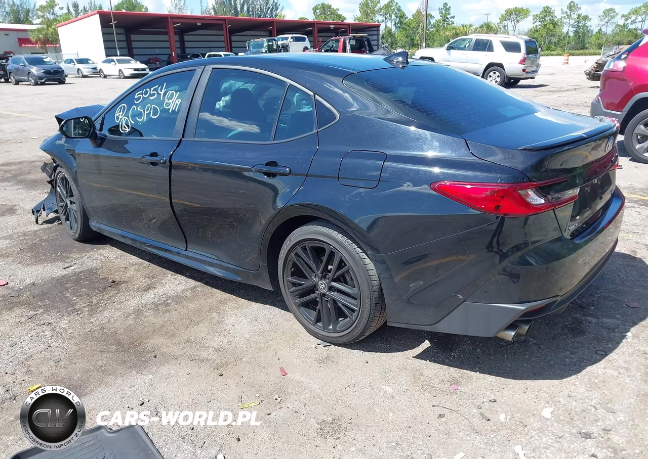 2025 Toyota Camry Se VIN:4T1DAACK0SU095054 - 3