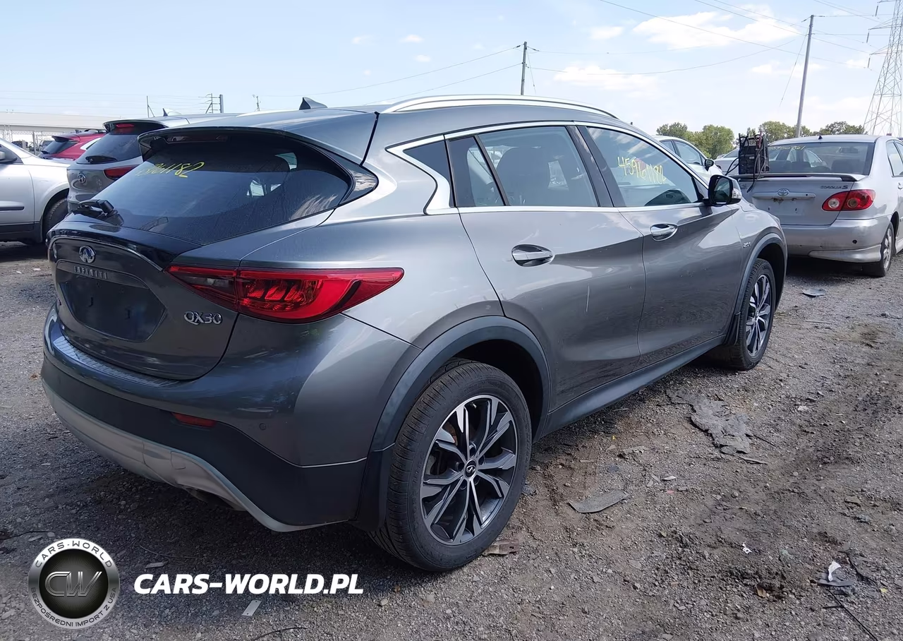 2017 Infiniti Qx30 Premium VIN:SJKCH5CR8HA037362 - 4