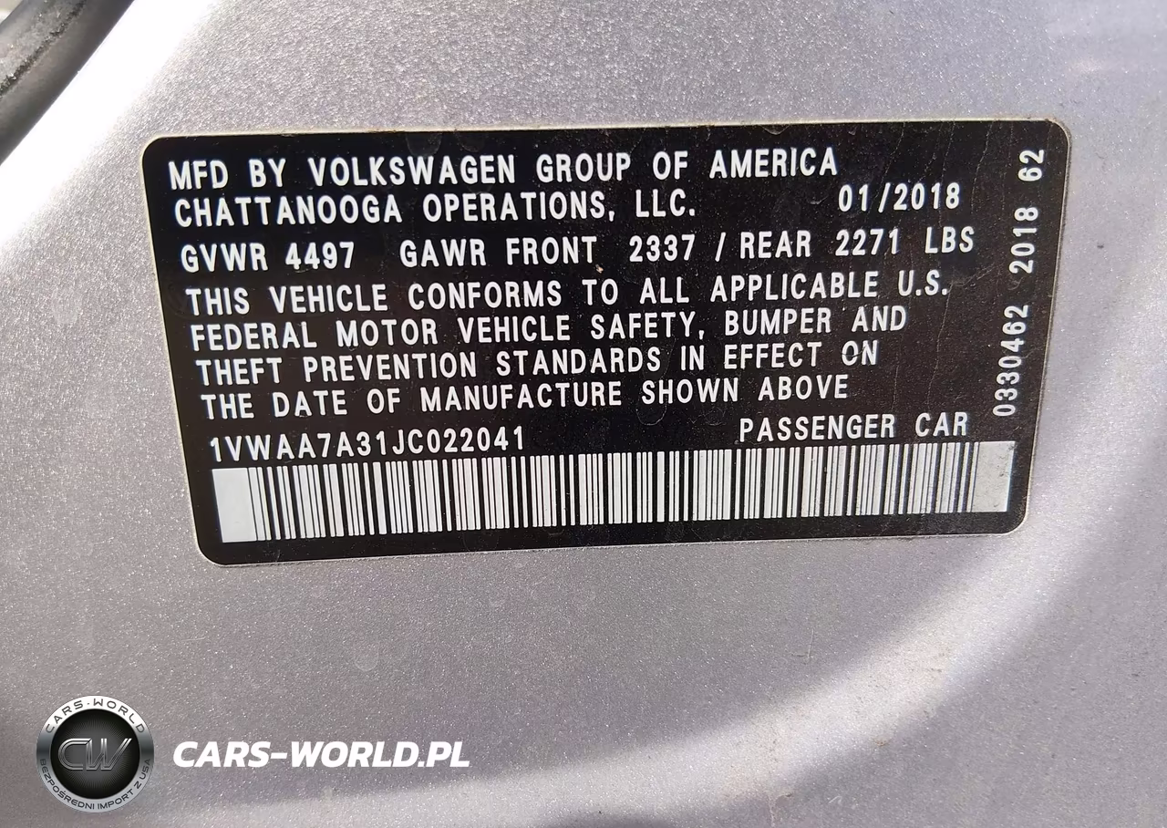 2018 Volkswagen Passat 2.0T R-Line-2.0T S VIN:1VWAA7A31JC022041 - 9