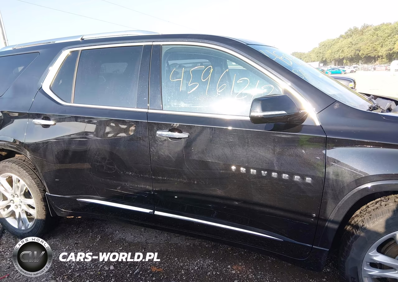 2018 Chevrolet Traverse High Country VIN:1GNEVKKW0JJ183312 - 13