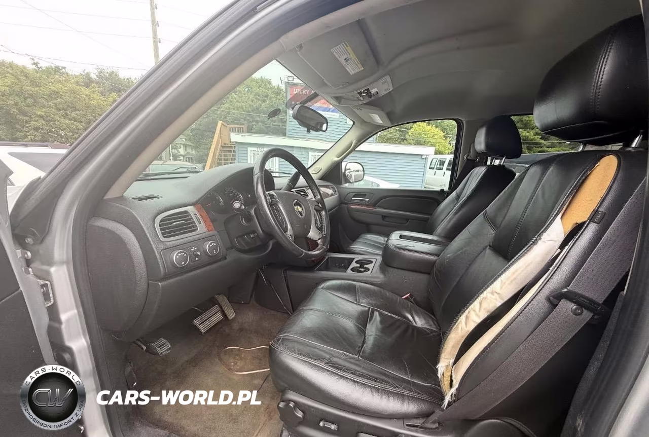2011 Chevrolet Tahoe Lt VIN:1GNSKBE01BR150177 - 5