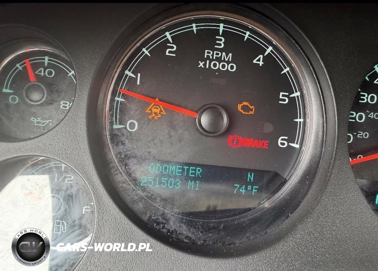 2011 Chevrolet Tahoe Lt VIN:1GNSKBE01BR150177 - 7