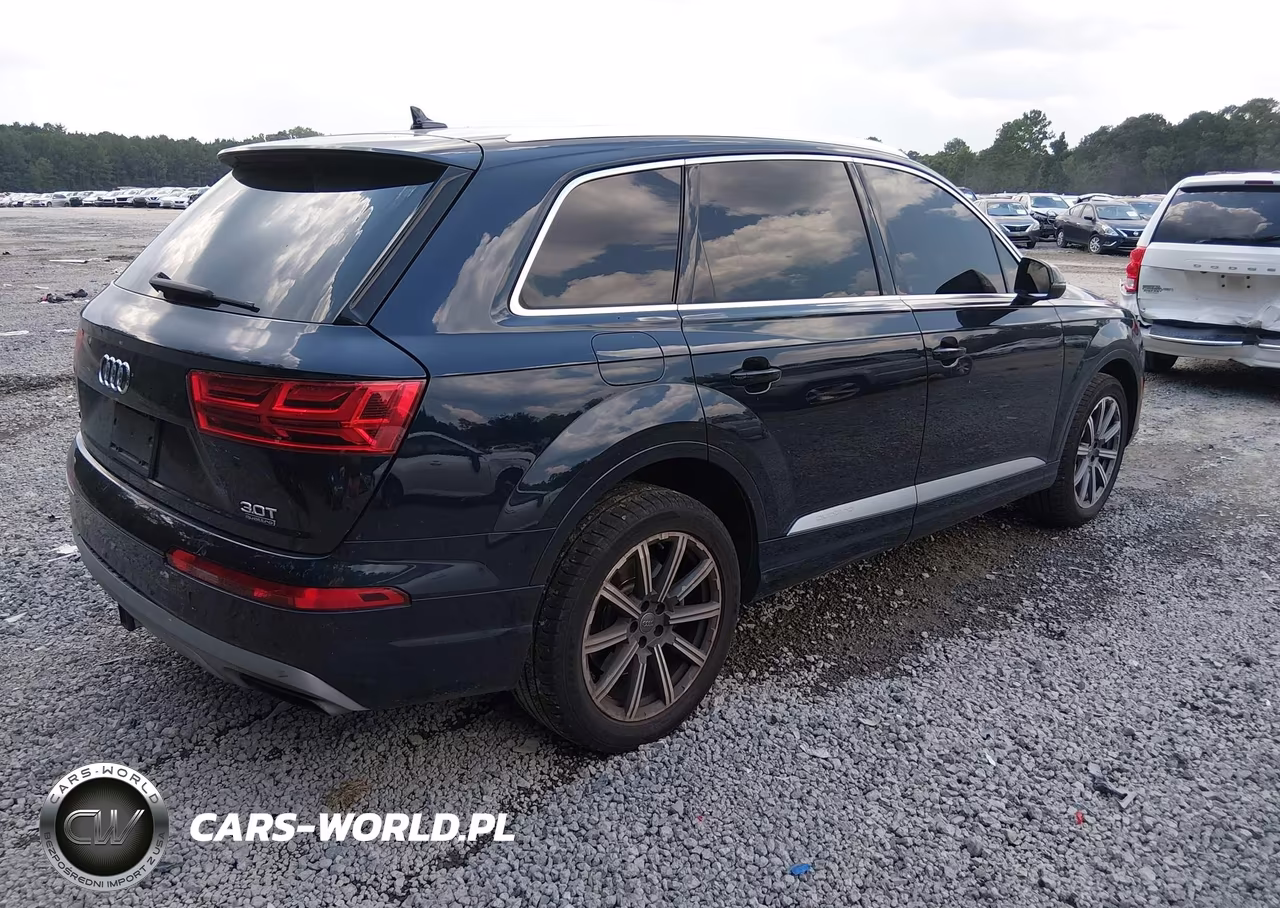2018 Audi Q7 3.0T Premium VIN:WA1LAAF71JD005166 - 4