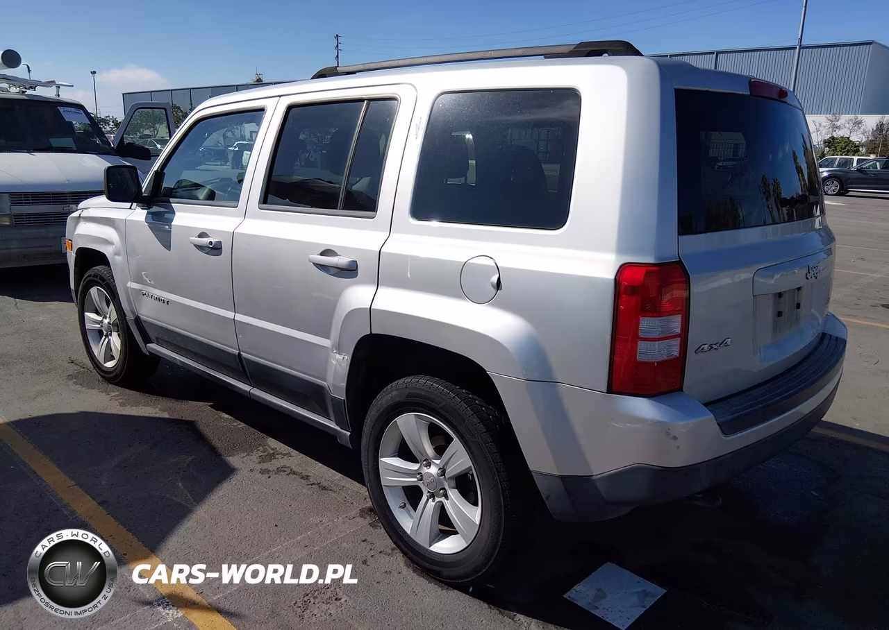 2012 Jeep Patriot Sport VIN:1C4NJRBB9CD559209 - 3