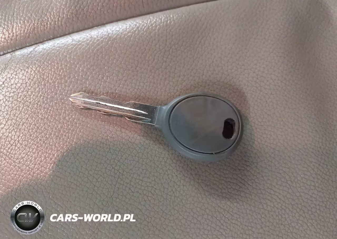 2005 Chrysler 300 Touring VIN:2C3JA53G05H180806 - 11
