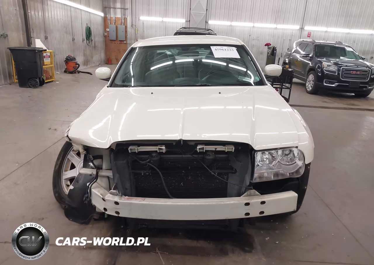 2005 Chrysler 300 Touring VIN:2C3JA53G05H180806 - 13