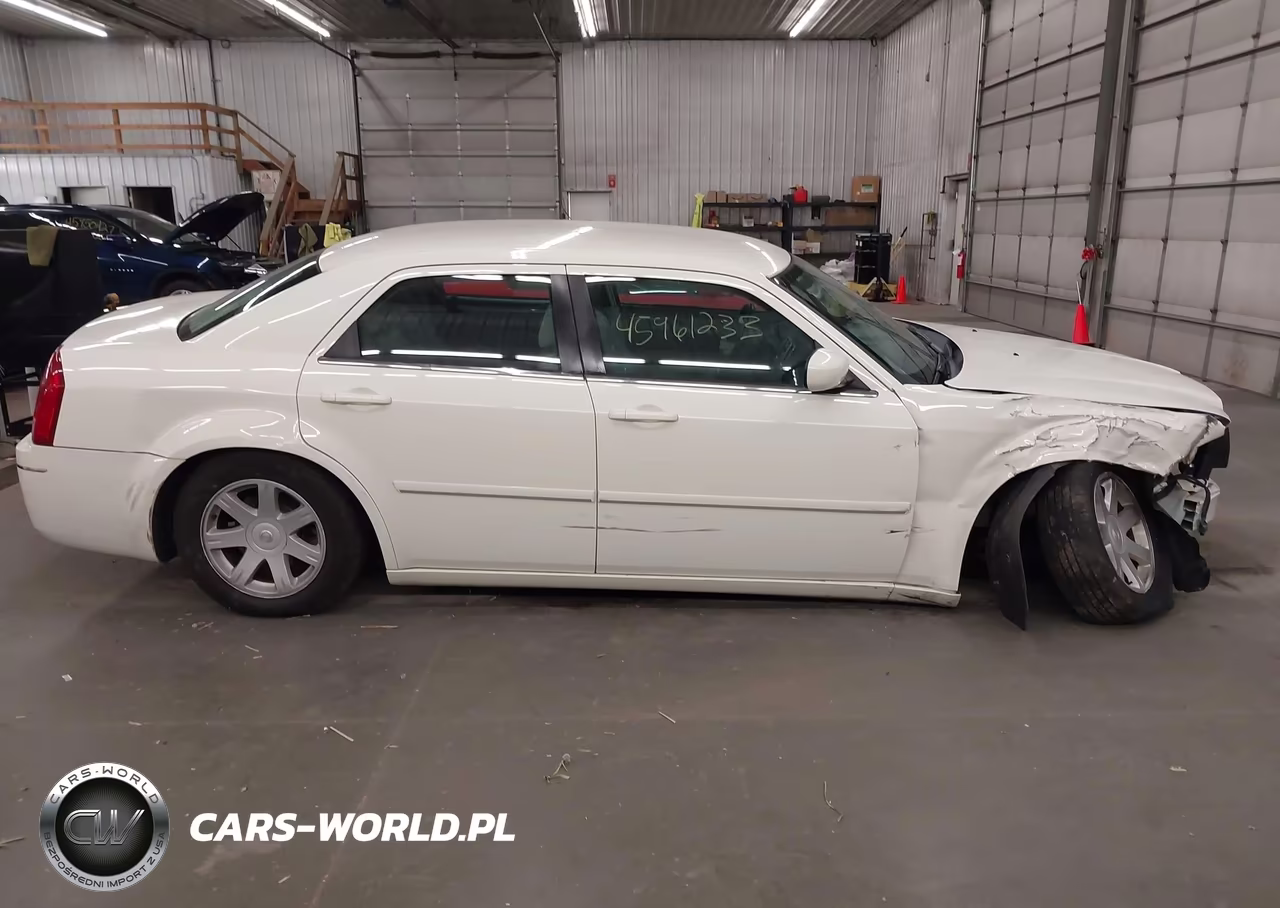 2005 Chrysler 300 Touring VIN:2C3JA53G05H180806 - 14