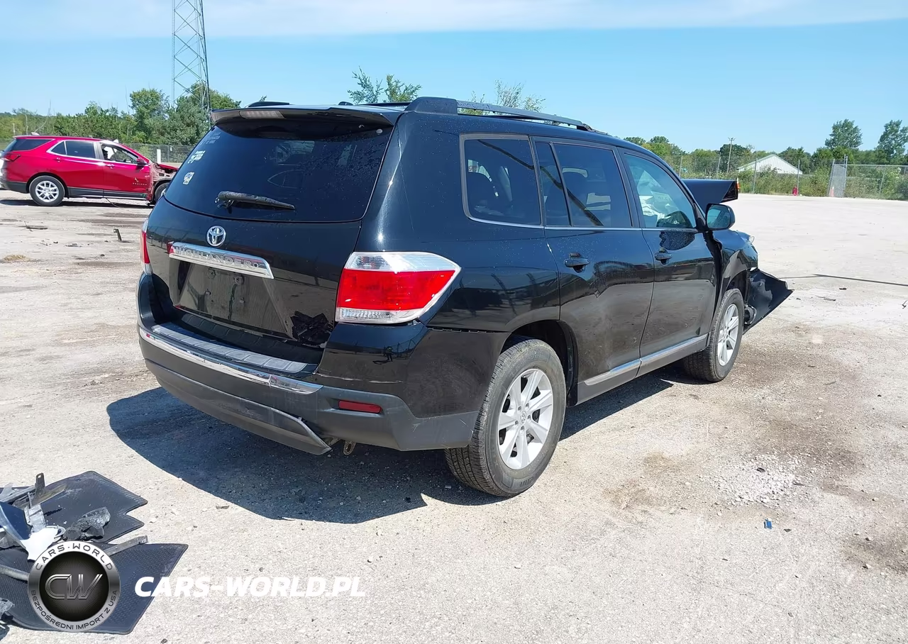 2012 Toyota Highlander Base V6 VIN:5TDZK3EH9CS082491 - 4