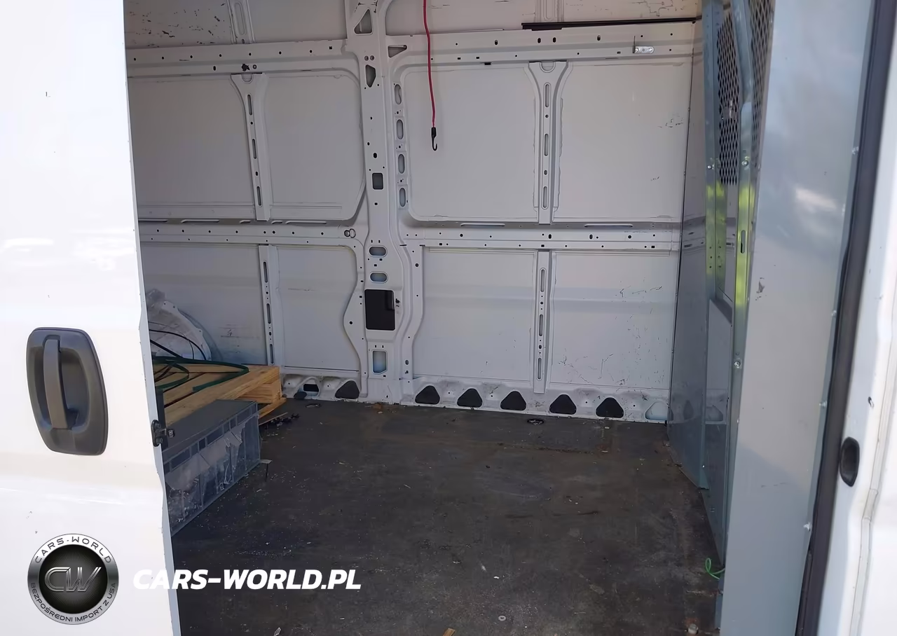 2020 Ram Promaster 2500 VIN:3C6TRVDG1LE109528 - 8