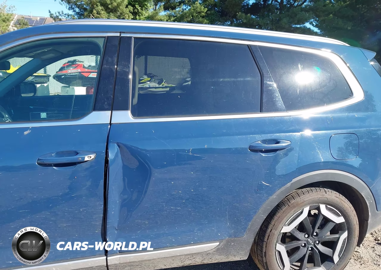 2023 Kia Telluride S VIN:5XYP6DGC8PG403488 - 6